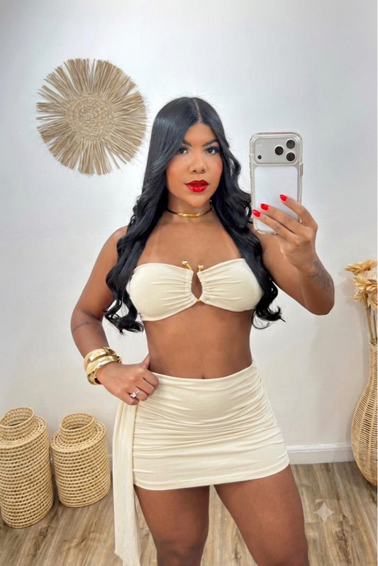 Lottery off white strapless skirt set