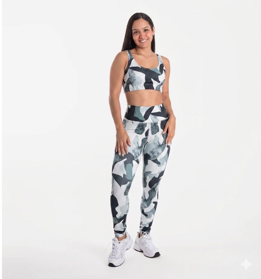 Lucia gym set — two-piece activewear set (crop top and leggings), Lucia style